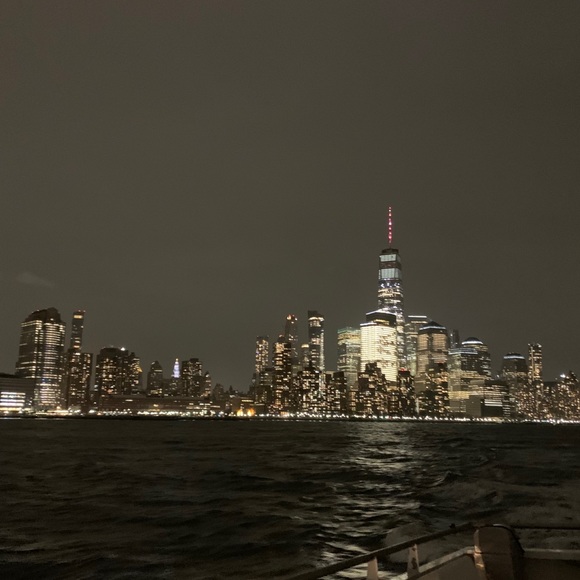 Meet your Posher, Pineapple Point🍍 - Picture 6 of 6